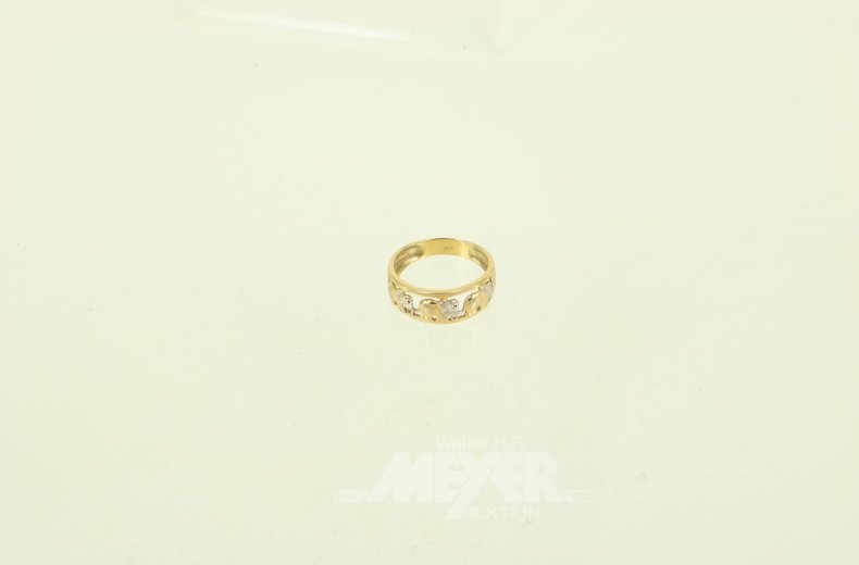 Ring mit Elefanten-Motiv