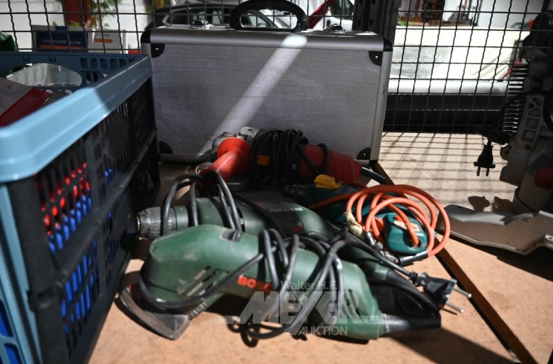 Posten Werkzeug und Gartengeräteequipment