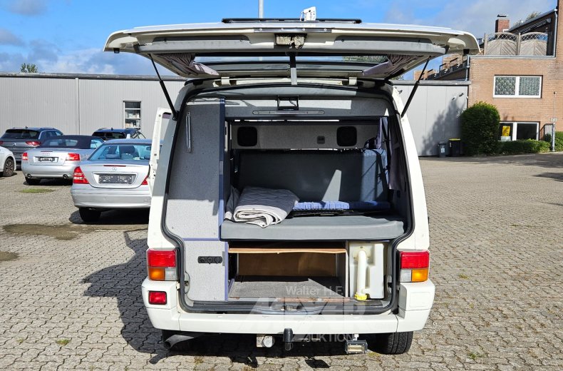 Volkswagen T4 California, weiß