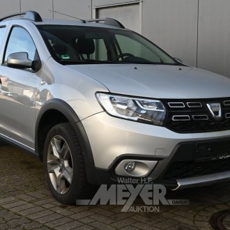 Dacia Sandero, silber