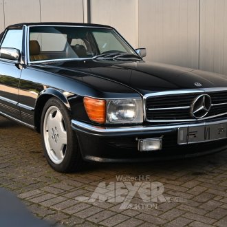 Mercedes-Benz W107 380 SL Cabrio, schwarz