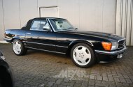 Mercedes-Benz W107 380 SL Cabrio, schwarz
