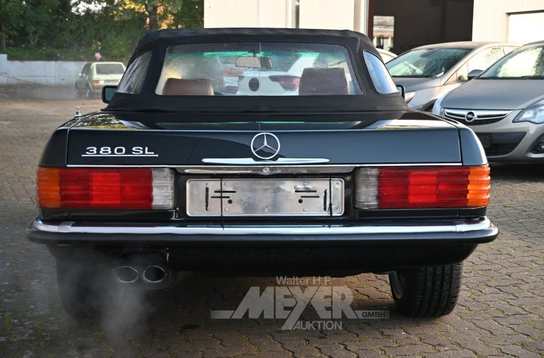 Mercedes-Benz W107 380 SL Cabrio, schwarz