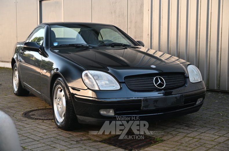 Mercedes Benz SLK 200, schwarz