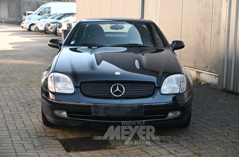 Mercedes Benz SLK 200, schwarz