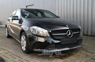 Mercedes-Benz A180, kosmosblack metallic
