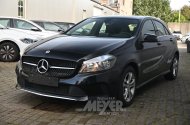 Mercedes-Benz A180, kosmosblack metallic