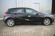 Mercedes-Benz A180, kosmosblack metallic