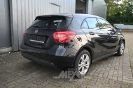 Mercedes-Benz A180, kosmosblack metallic