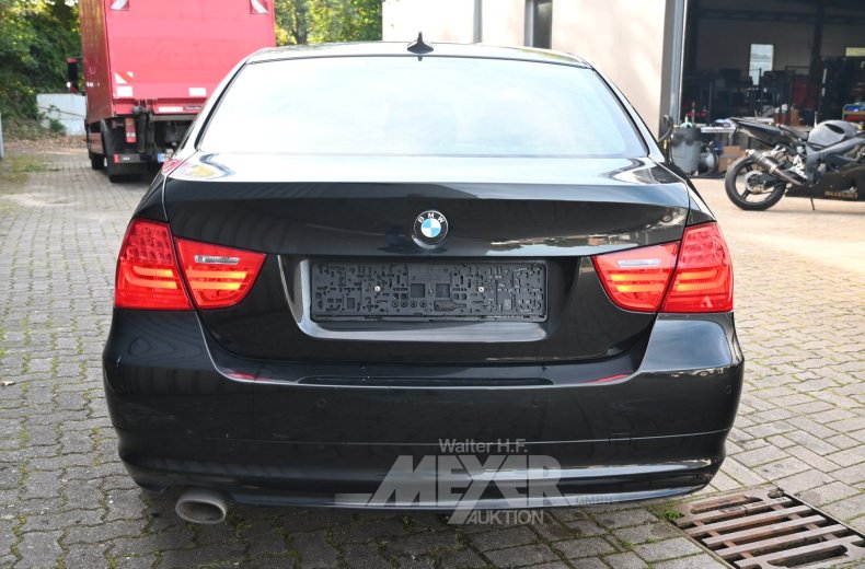BMW 320d DPF Automatik,  schwarz