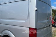 Volkswagen Crafter 30 TDI Autm. Trendline Kastenwagen, reflexsilber