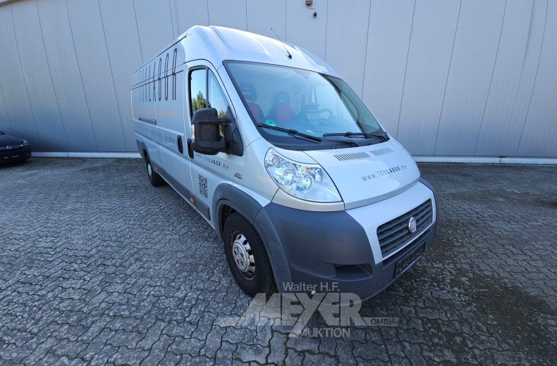Fiat Ducato Kastenwagen, grau