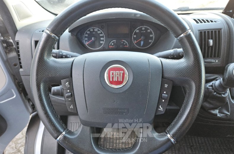 Fiat Ducato Kastenwagen, grau