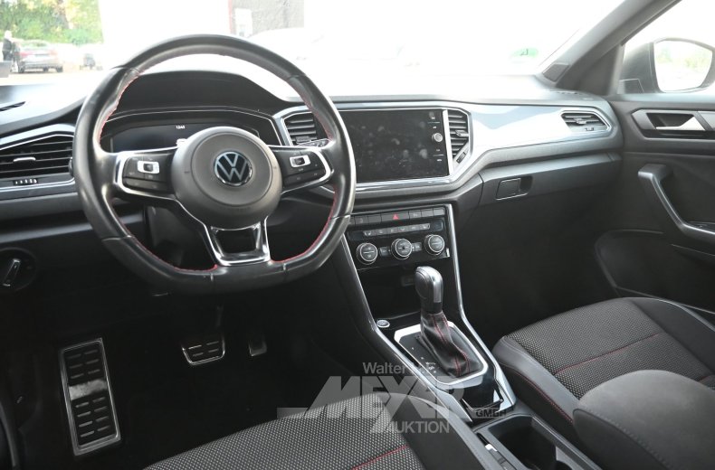 Volkswagen T-roc 1.5 TSI ACT OPF DSG Sport, grau