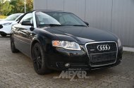 Audi A4 Cabriolet 3.2 FSI V6 Quattro, schwarz