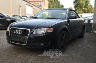 Audi A4 Cabriolet 3.2 FSI V6 Quattro, schwarz