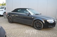 Audi A4 Cabriolet 3.2 FSI V6 Quattro, schwarz