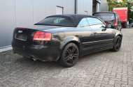 Audi A4 Cabriolet 3.2 FSI V6 Quattro, schwarz