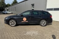 Skoda Octavia Combi 2.0 TDI DSG Selection, black magic perleffekt