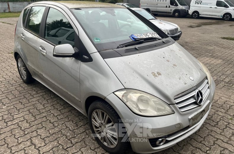 Mercedes-Benz A 160, silber