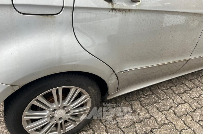Mercedes-Benz A 160, silber