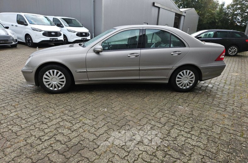 Mercedes-Benz W203 C200 CDI Elegance Automatik, grau