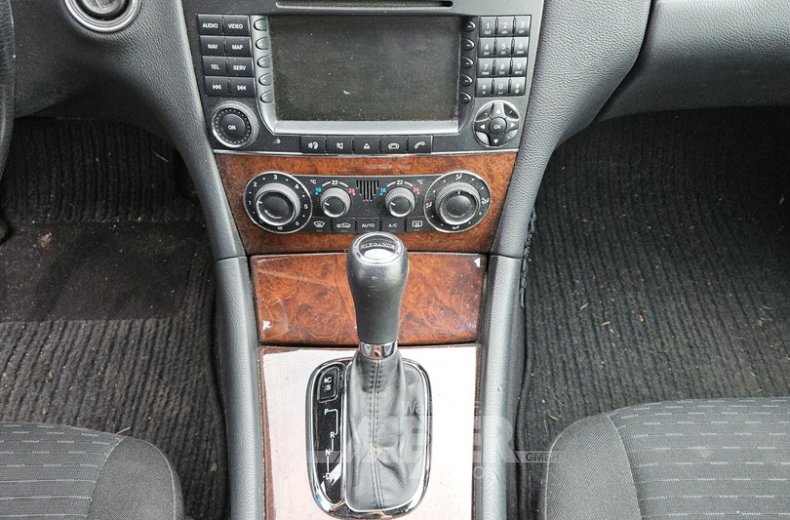 Mercedes-Benz W203 C200 CDI Elegance Automatik, grau
