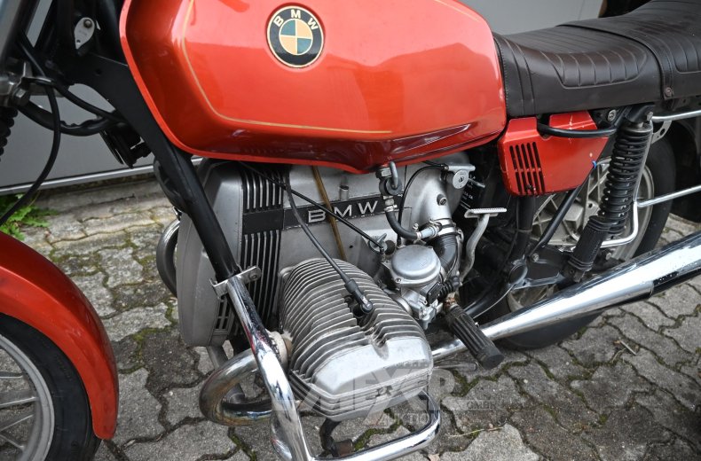 Motorrad BMW R45, rot