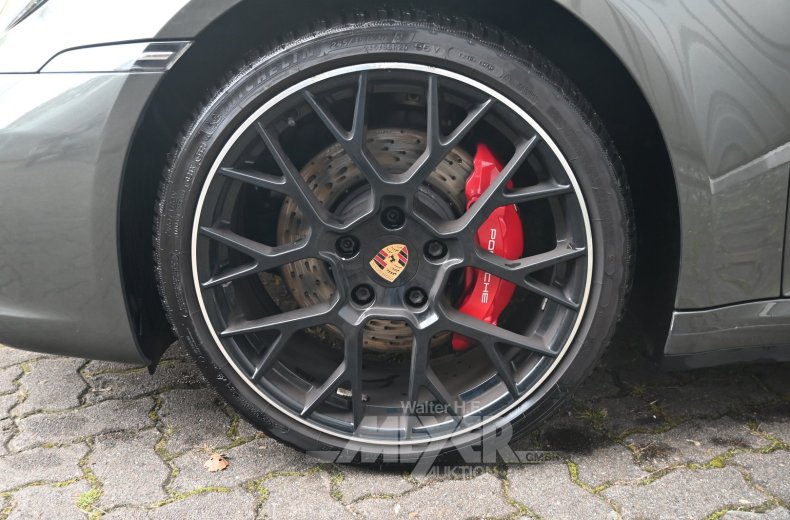 Porsche 911 992 Carrera 4s Coupé
