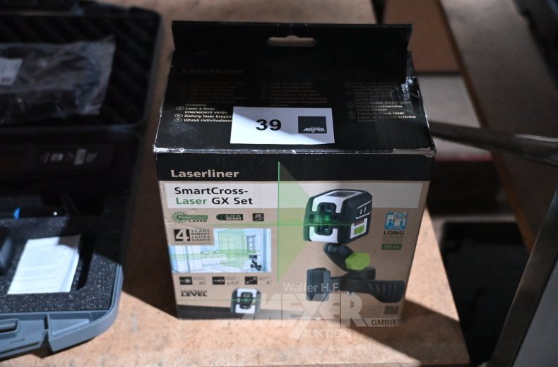 Kreuzlinienlaser