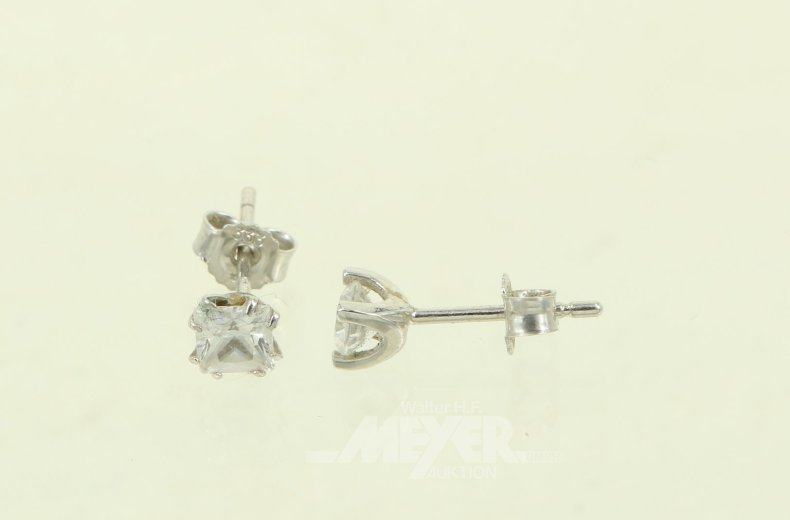 Paar asymmetrische Ohrstecker mit Diamantimitationen