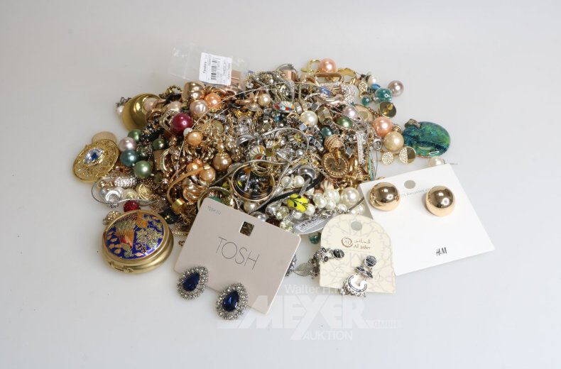 Gr. Konvolut Modeschmuck