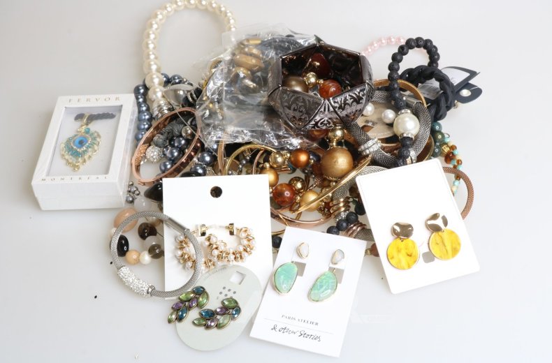 Gr. Konvolut Modeschmuck