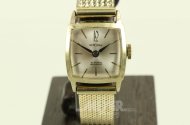Damenarmbanduhr