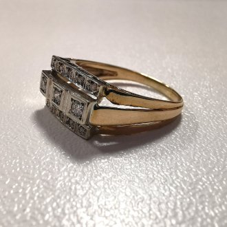 Ring mit 3 Brillanten von ca. 0,15ct u. 10 kl. Diamanten