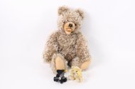 3 versch. Teddys, u.a. STEIFF