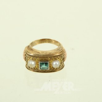 Aufwendig gestalteter Ring