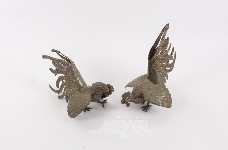 2 Blechfiguren "Hahn"