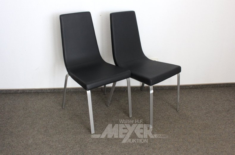 4 Stühle