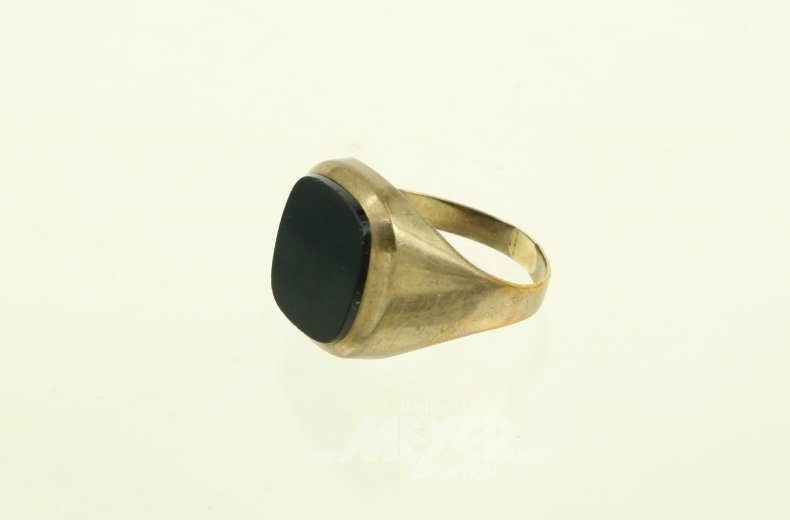 Herrenring mit Onyxplatte
