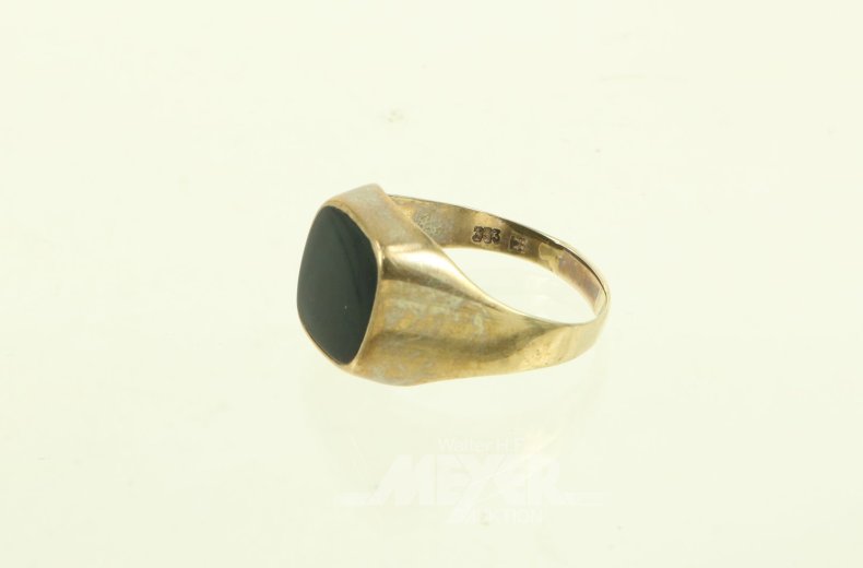 Herrenring mit Onyxplatte