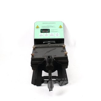 Profi-Waffeleisen, quadratisch, 180° schwenkbar, 240 V, 1300 Watt