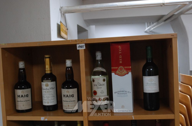 gr. Posten versch. Wein und Sektflaschen