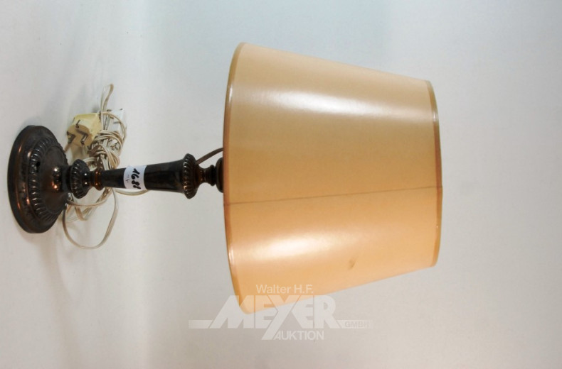 Tischlampe, Metallfuß