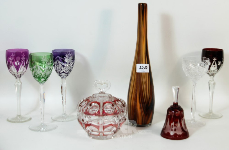 Posten farbiges Kristall: 5 Römer,