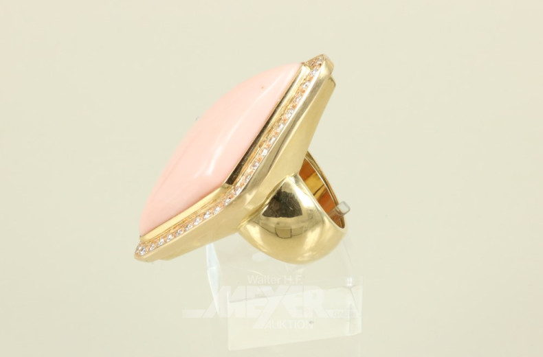 gr. Holzfigur ''Armor''