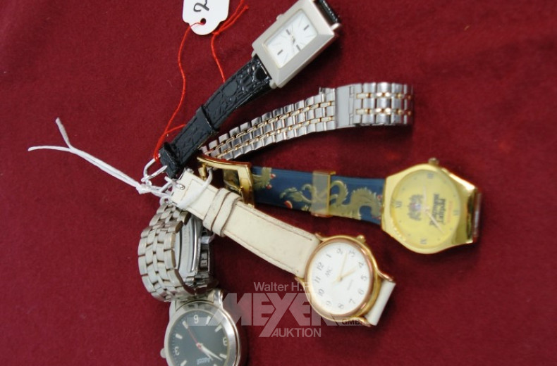 4 Armbanduhren und 1 Uhrenarmband