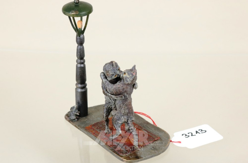 Wiener-Bronze-Figur  ''Katzenabschied