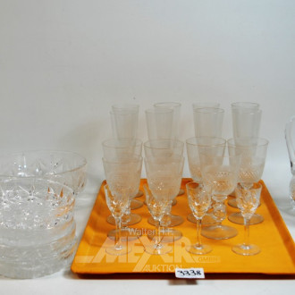 30 Kristall- Gläser u. Schalen