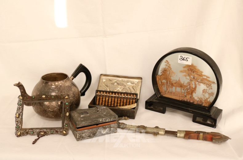 Asiatzische Korkschnitzerei